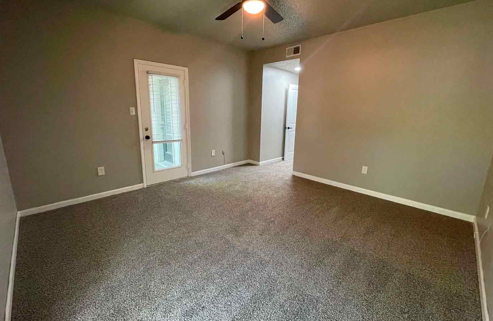 amenities-pleasant-valley-point-apartments-student-housing-little-rock-arkansas-72223-14